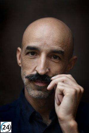 Jesús Carrasco presenta su universo rural en 'Escritores en su tinta' de Molina de Segura el martes.