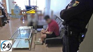 Desarticula organización criminal que explotaba a 15 mujeres en casas de citas de Murcia.
