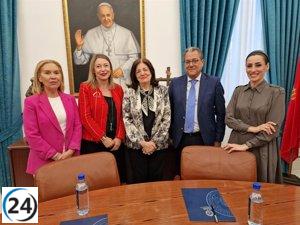 El Colegio de Procuradores de la UCAM facilitará las prácticas del Máster de Acceso a la Abogacía.