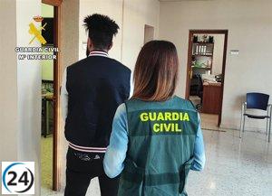 La Guardia Civil arresta al presunto ladrón de una casa en Murcia.