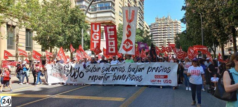 Sindicatos exigen aumento de salarios en el 1 de mayo en la Región.