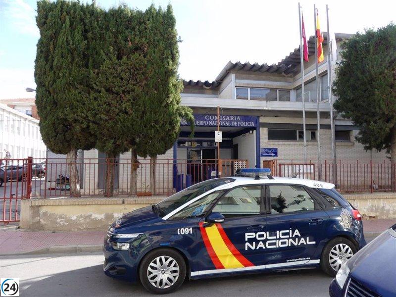 Arrestan en Molina de Segura a hombre buscado por 42 robos en Francia.