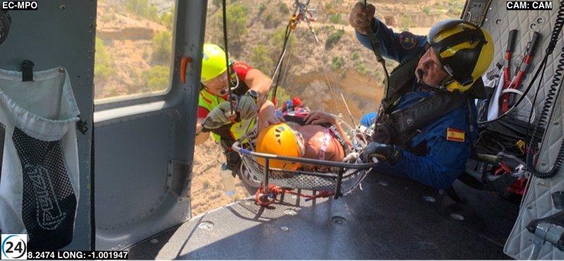 Excursionista herida en Abanilla es rescatada y llevada al hospital por servicios de emergencia