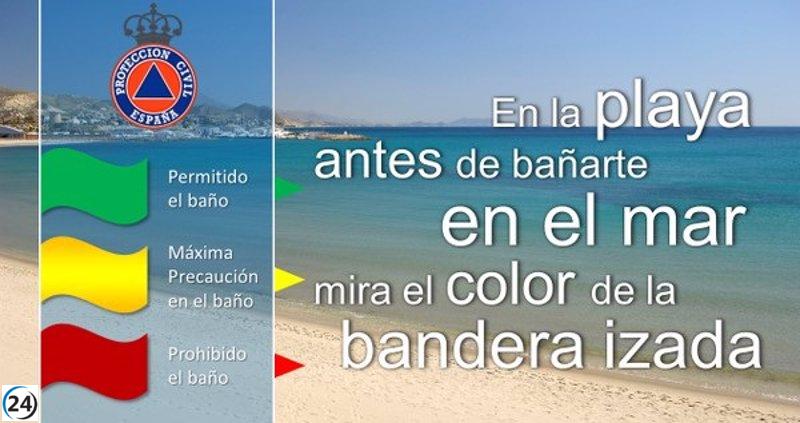 11 playas en la Región de Murcia ondean la bandera amarilla este miércoles.