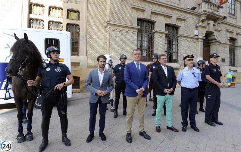 La Policía Local de Murcia estrena una nueva Unidad Especial de Caballería