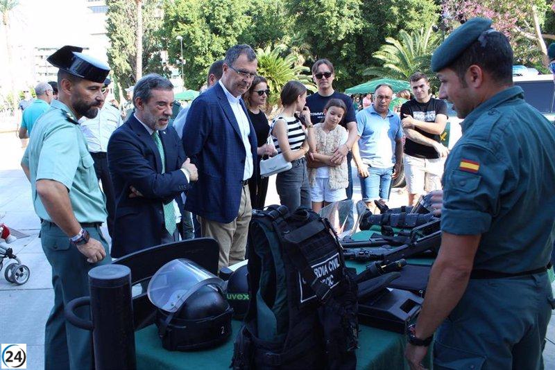 La Guardia Civil muestra su fuerza humana y tecnológica en honor a su Patrona