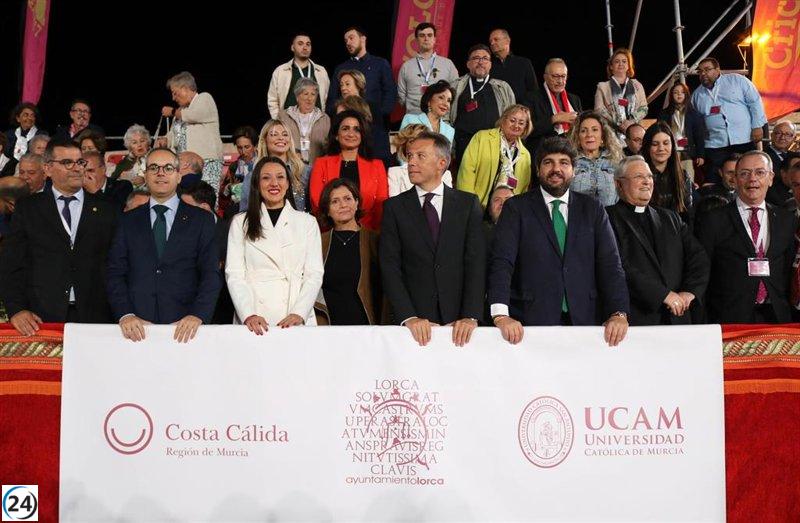 López Miras lidera reunión de jóvenes cofrades en Lorca, con más de 1.200 asistentes de todo el país.