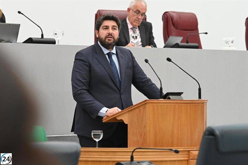 López Miras rechaza la ley de Amnistía por su desprecio a la democracia y planea recurrir ante el tribunal europeo.