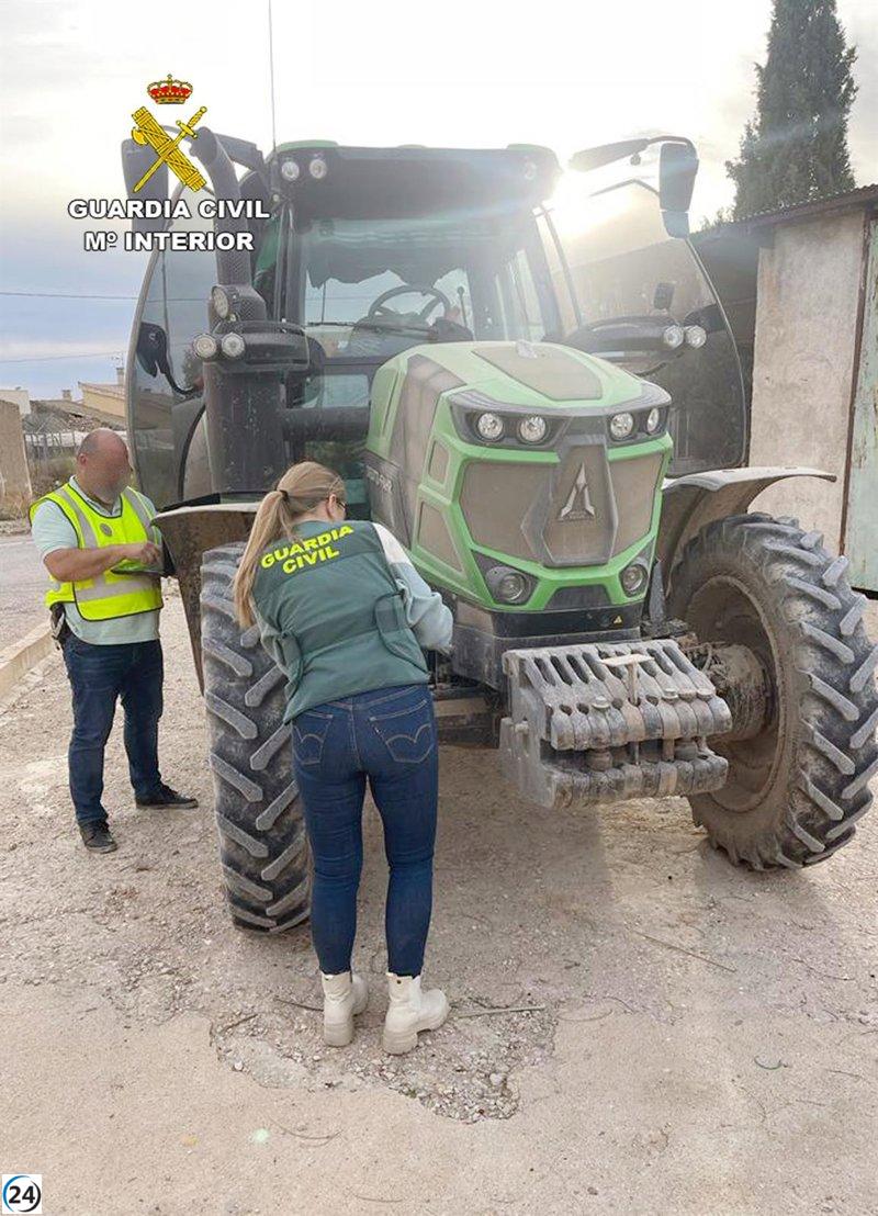 Desmantelan red acusada de alterar ilegalmente números de bastidor de vehículos agrícolas