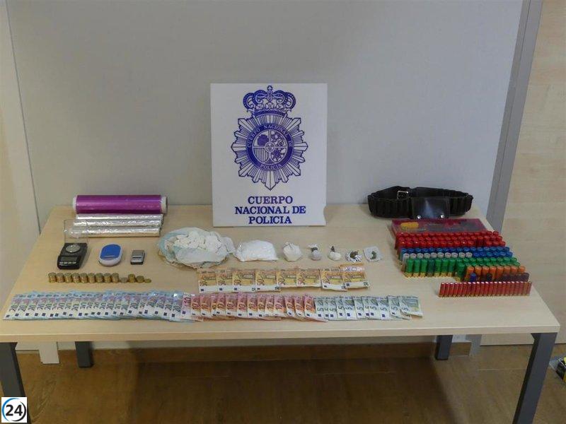 Grupo criminal desmantelado por tráfico de drogas desde un 'narcopiso' en Lorca.