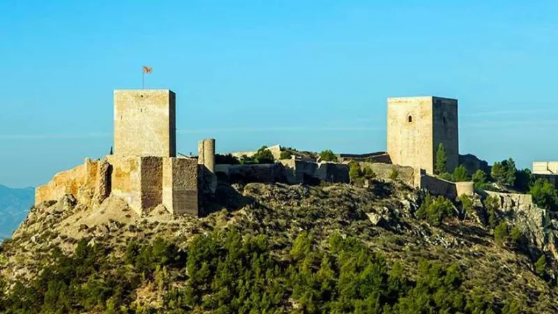Explorando el Castillo de Lorca: una joya de la historia murciana