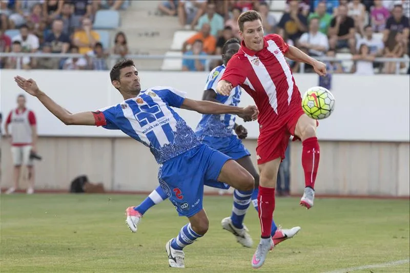 El Lorca Deportiva anuncia la destitución de su técnico tras los malos resultados